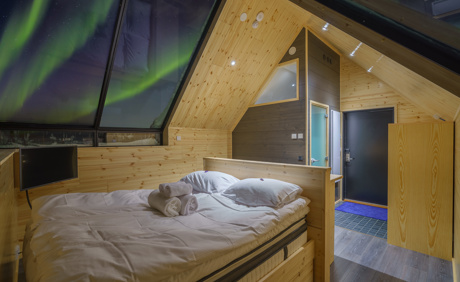 Star Arctic glass cabin