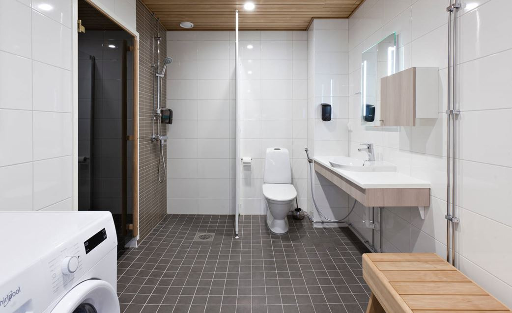 Standard bathroom 
