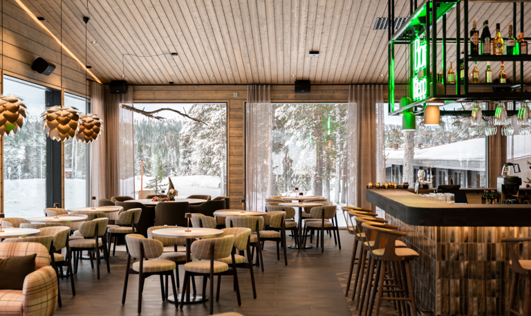 Santa's Wilderness Hotel Kieppi bar area